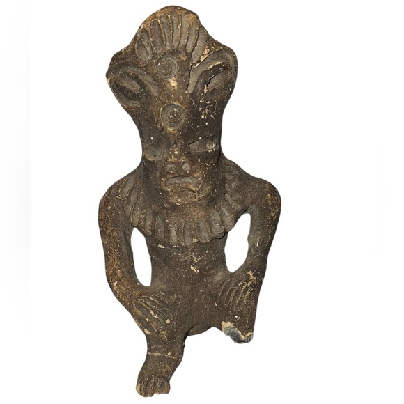 Precolombian Aztec Clay Diety God  Sculpture - Picture 7 of 7